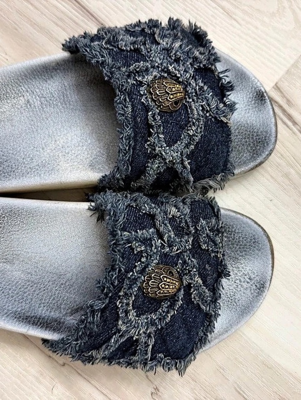 Kurt Geiger London Meena Eagle Denim Slide Sandal Blue & Silver EUR 36